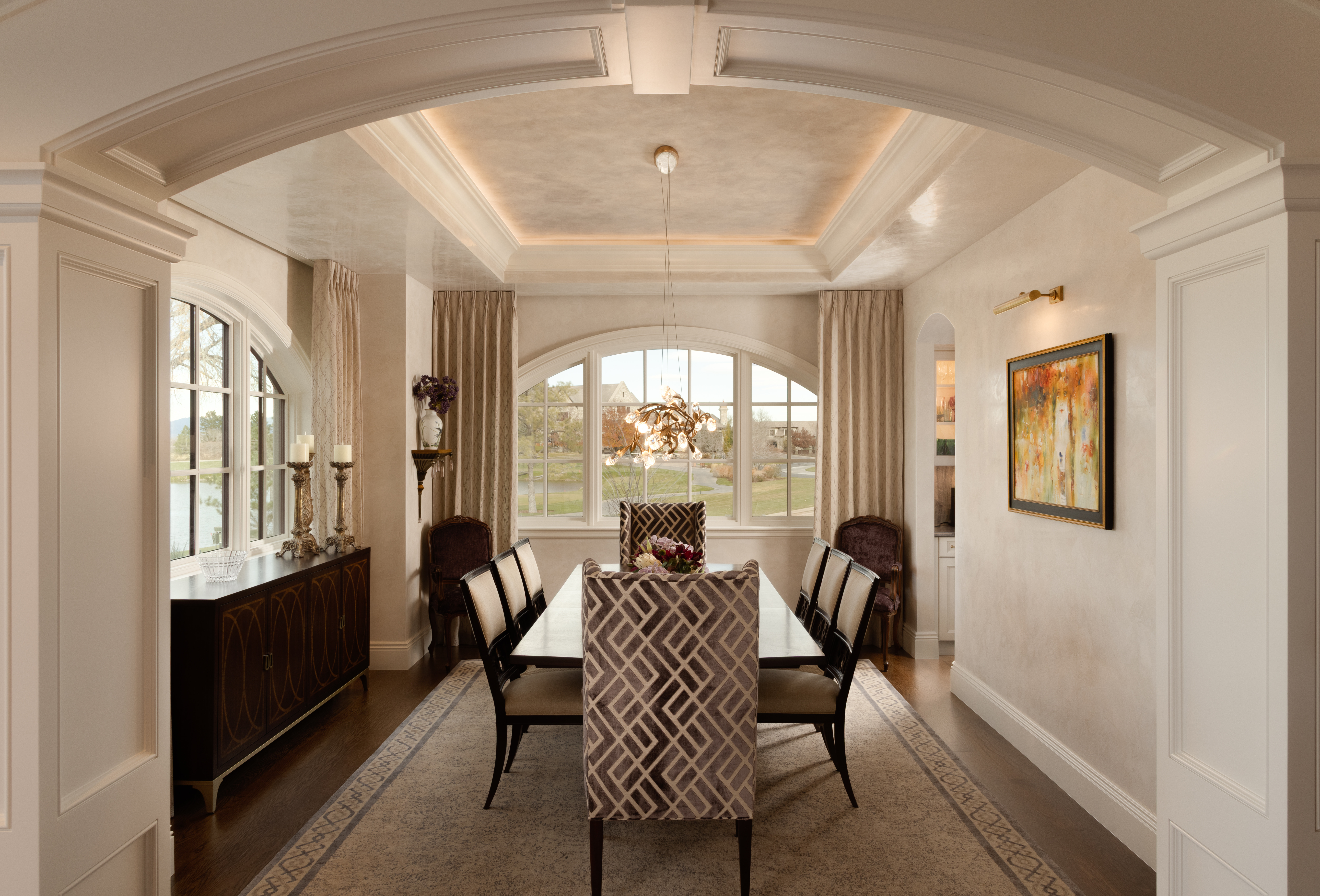 Dining room with integrated lighting control
